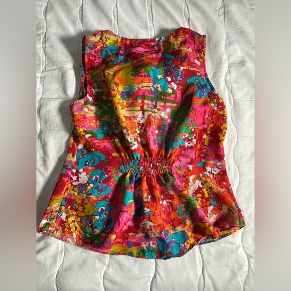 Vibrant Floral Ruffle Blouse - Picture 5 of 5